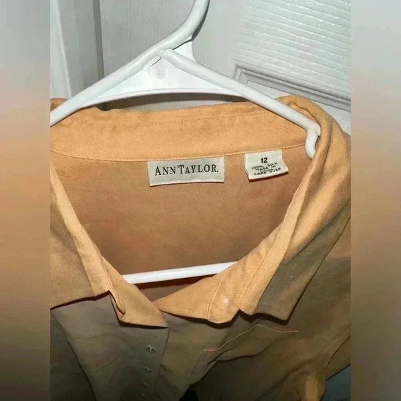 100% Silk Women’s Button Down Shirt - Picture 3 of 5